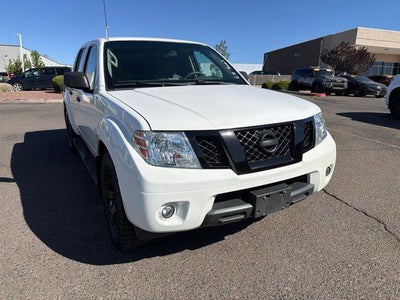 Photo of a 2020 Nissan Frontier 4X2 SV 4DR Crew Cab 5 FT. SB for sale