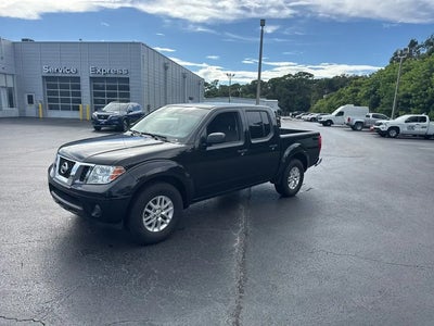 Photo of a 2021 Nissan Frontier 4X2 SV 4DR Crew Cab 5 FT. SB for sale