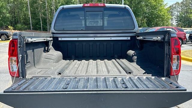 2021 Nissan Frontier S