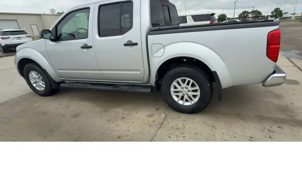 2021 Nissan Frontier S