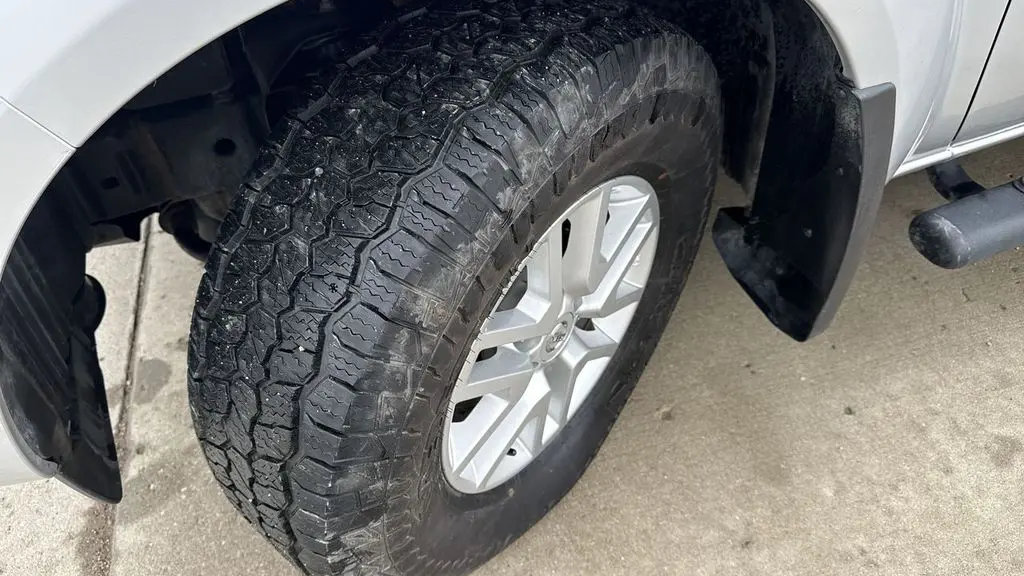 2021 Nissan Frontier S