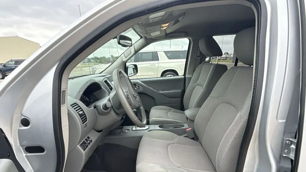 2021 Nissan Frontier S