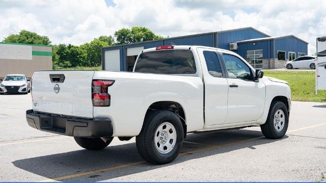 2023 Nissan Frontier S