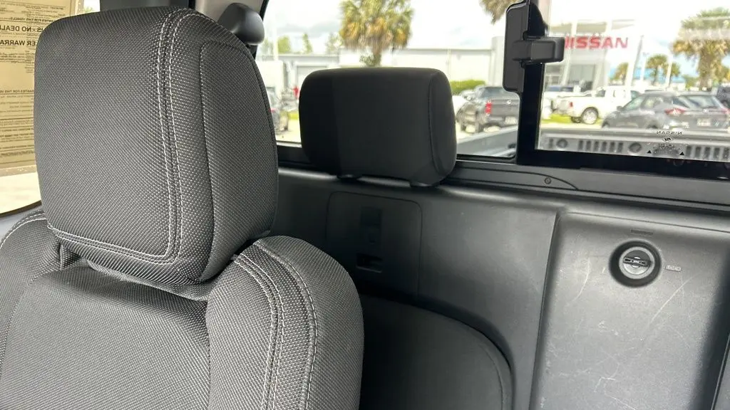 2024 Nissan Frontier S