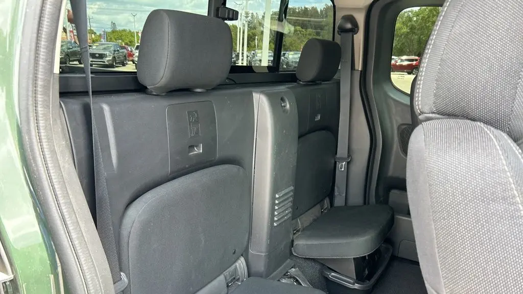 2024 Nissan Frontier S