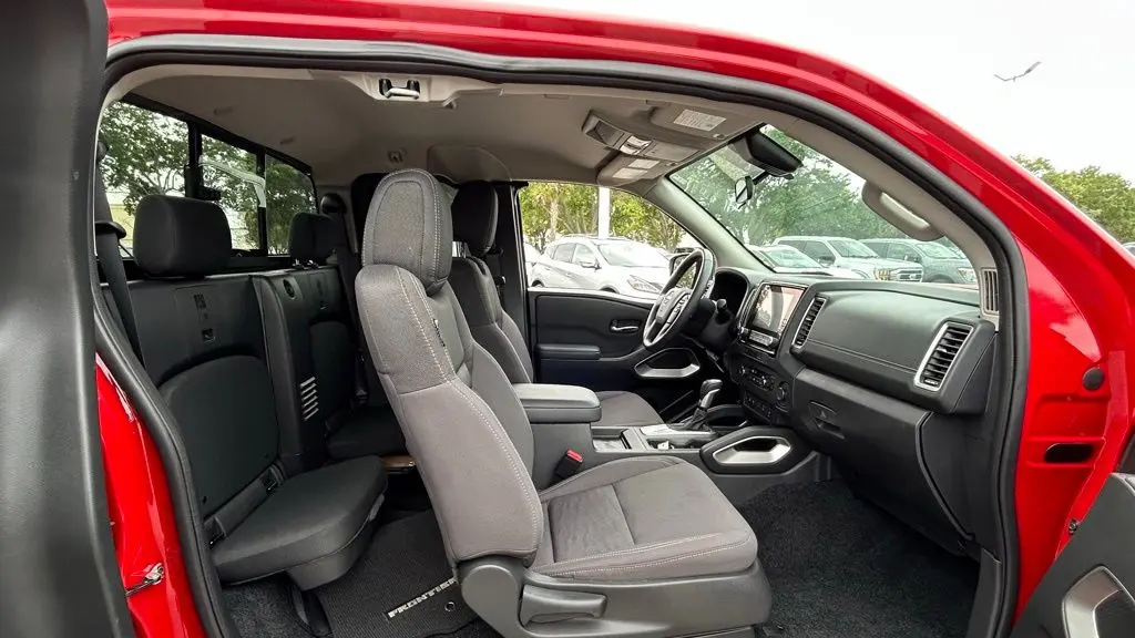 2024 Nissan Frontier S