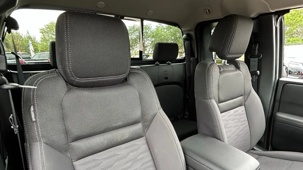 2024 Nissan Frontier S