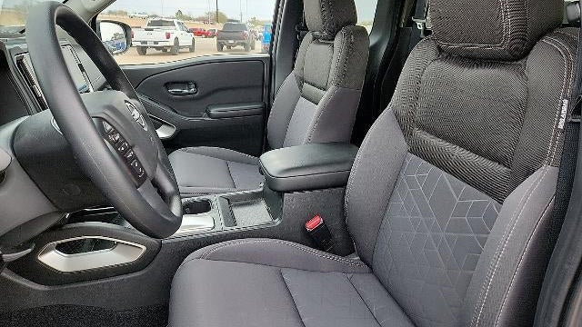 2025 Nissan Frontier S