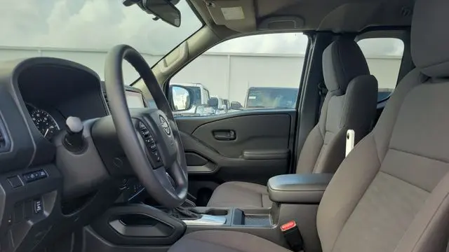 2024 Nissan Frontier S