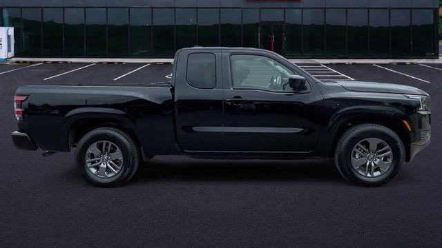 2025 Nissan Frontier S