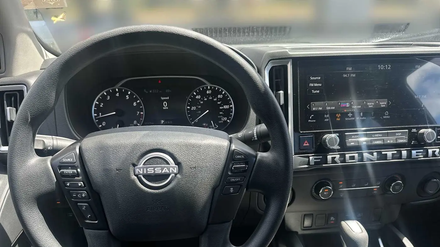 2025 Nissan Frontier S