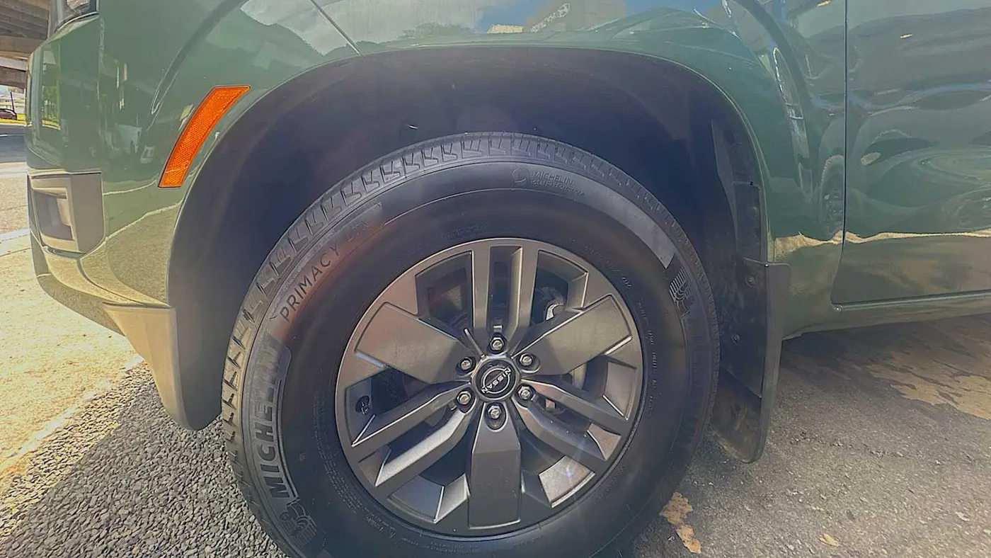 2025 Nissan Frontier S