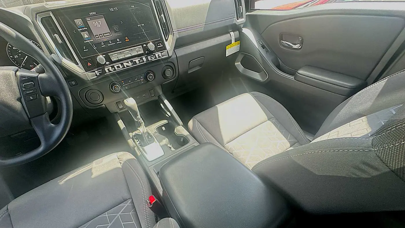 2025 Nissan Frontier S