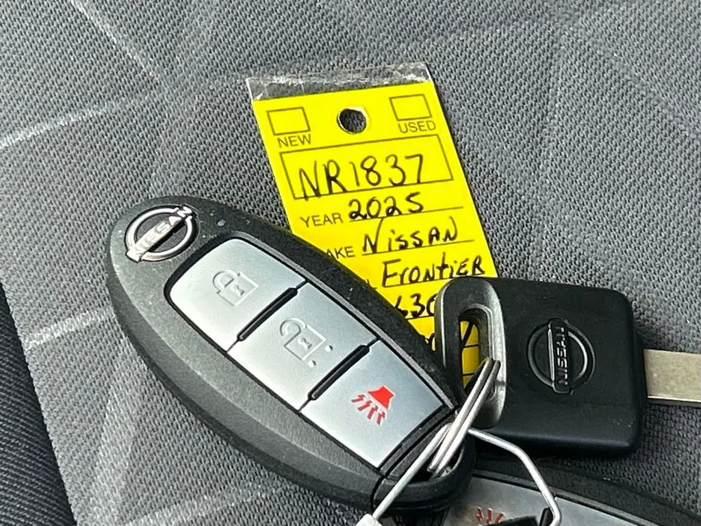 2025 Nissan Frontier - $27,447