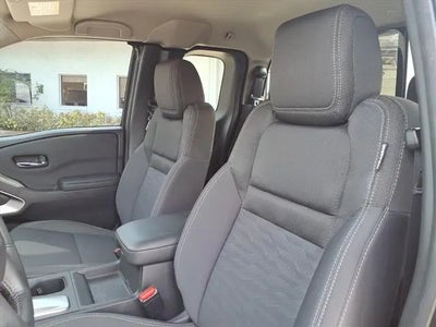 2024 Nissan Frontier 