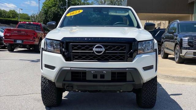 2024 Nissan Frontier S