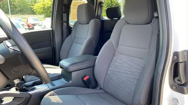 2024 Nissan Frontier S