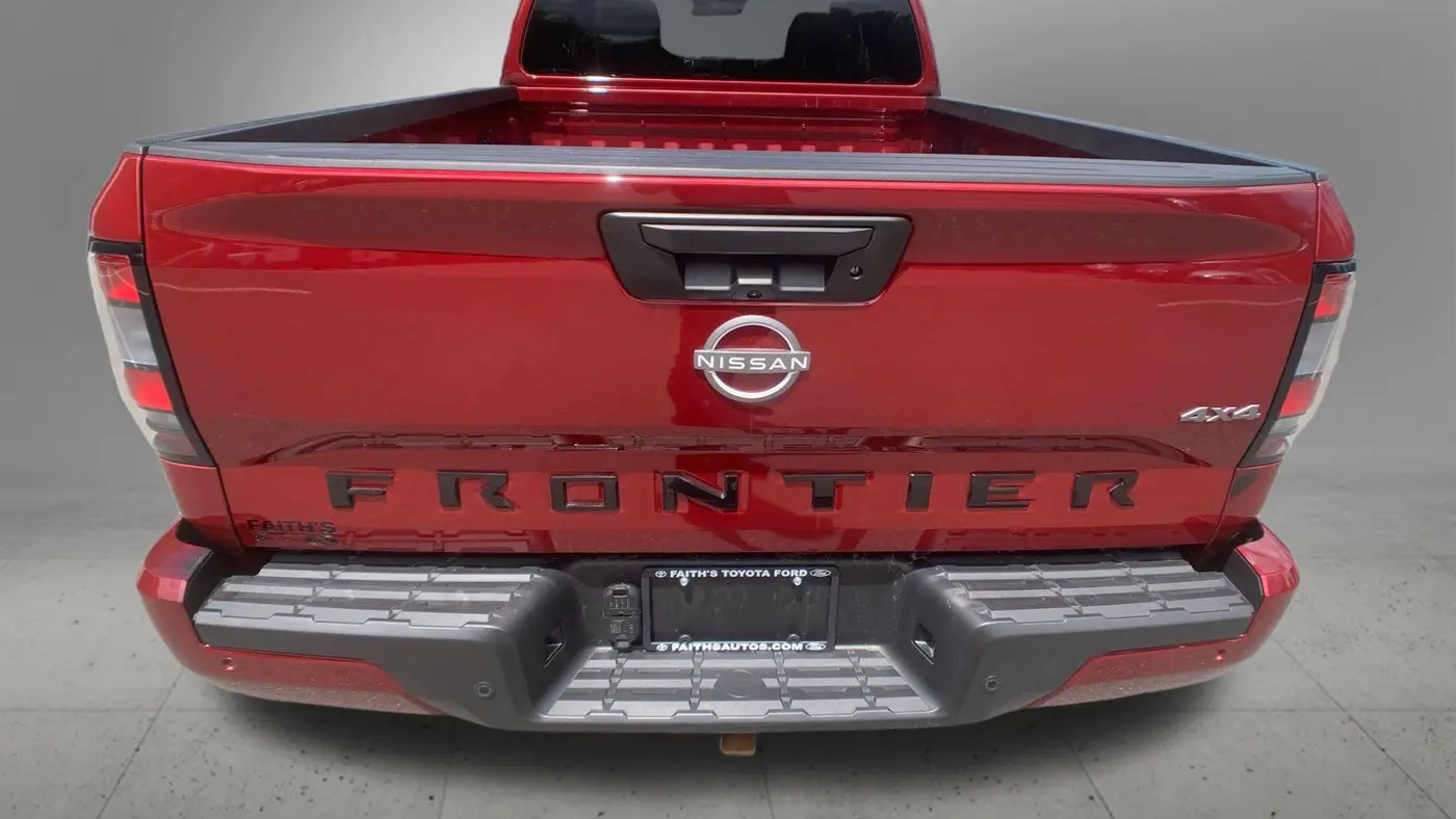 2025 Nissan Frontier S