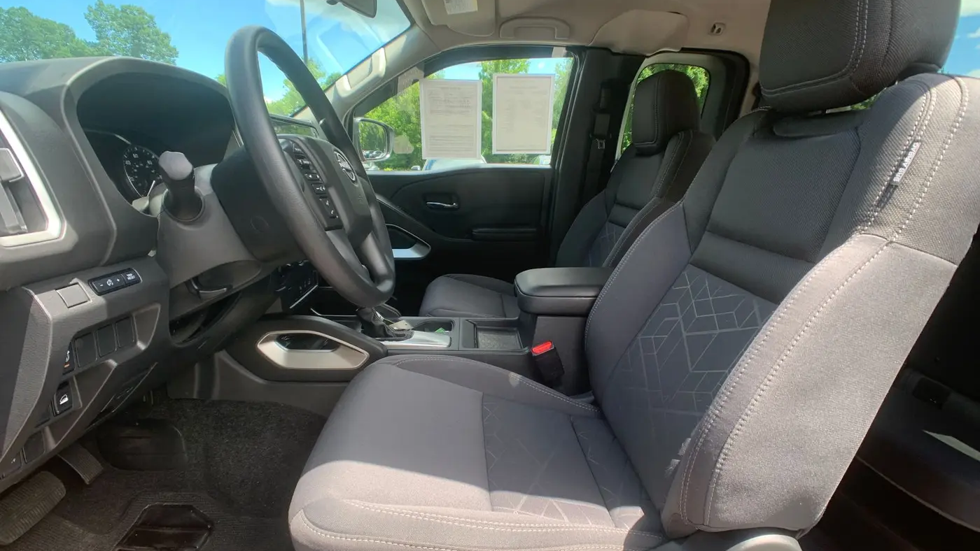 2025 Nissan Frontier S