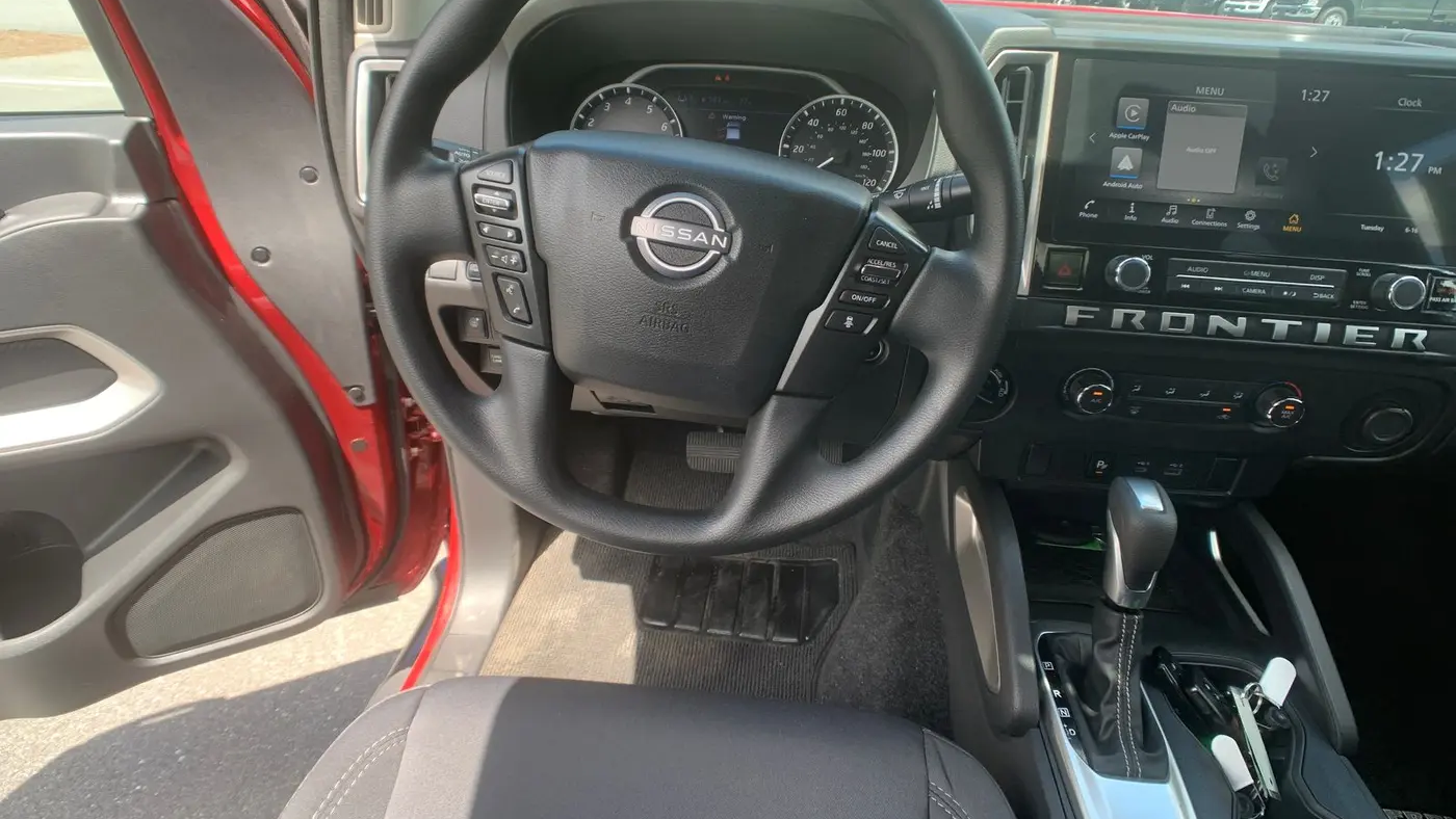 2025 Nissan Frontier S