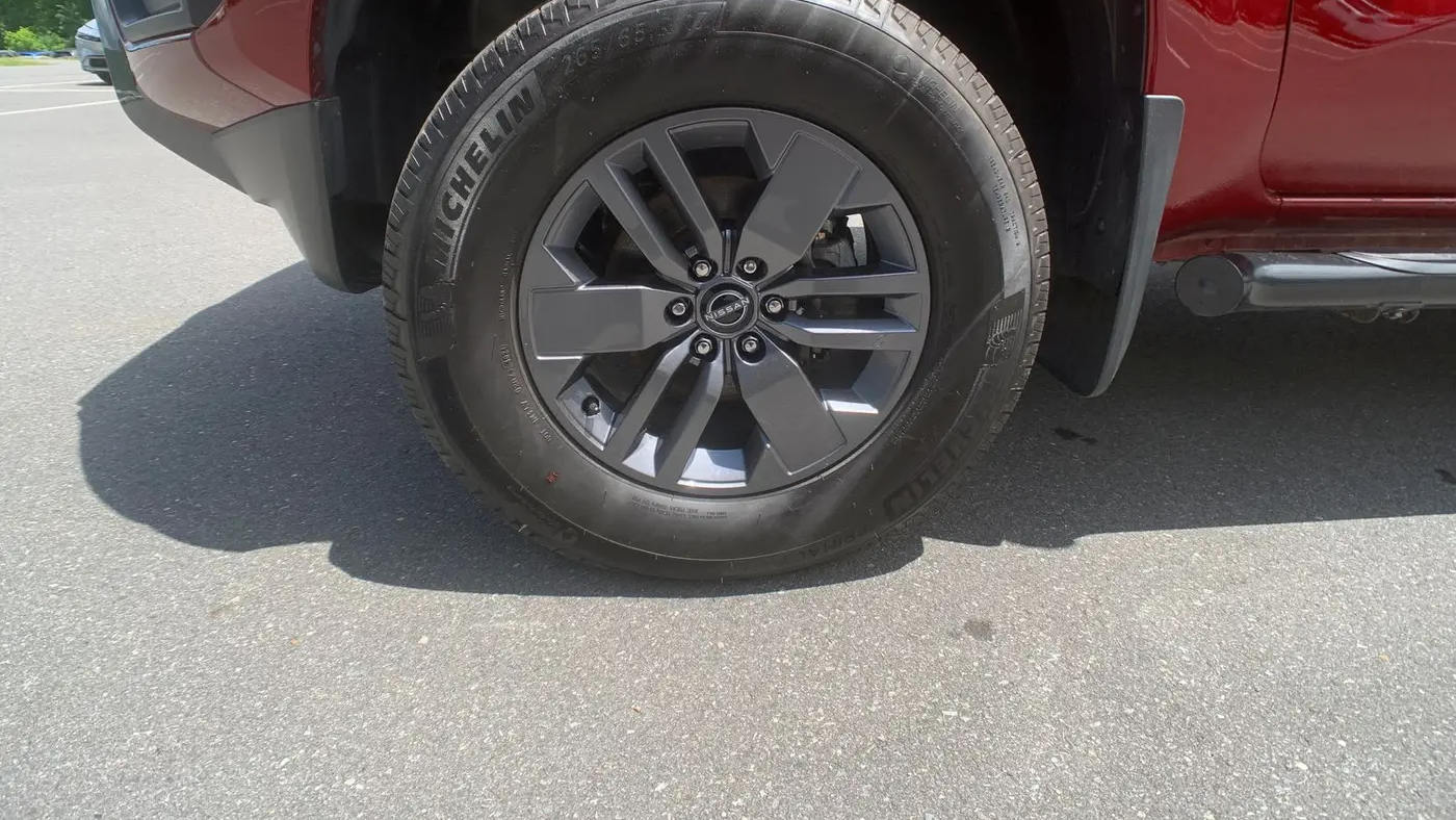 2025 Nissan Frontier S