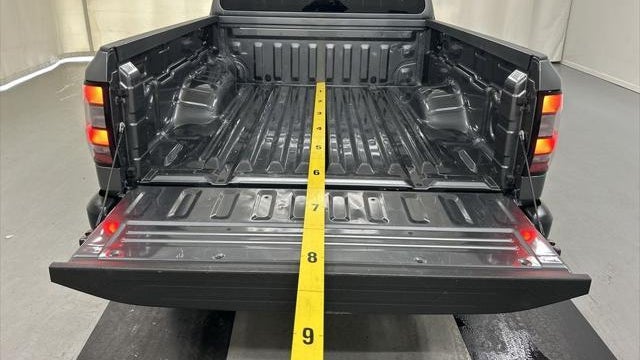 2023 Nissan Frontier S