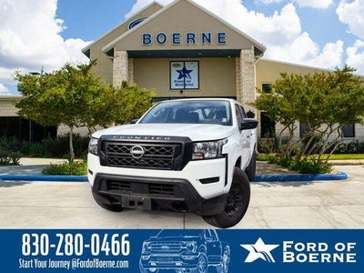 2022 Nissan Frontier 4X2 S 4DR Crew Cab 5 FT. SB