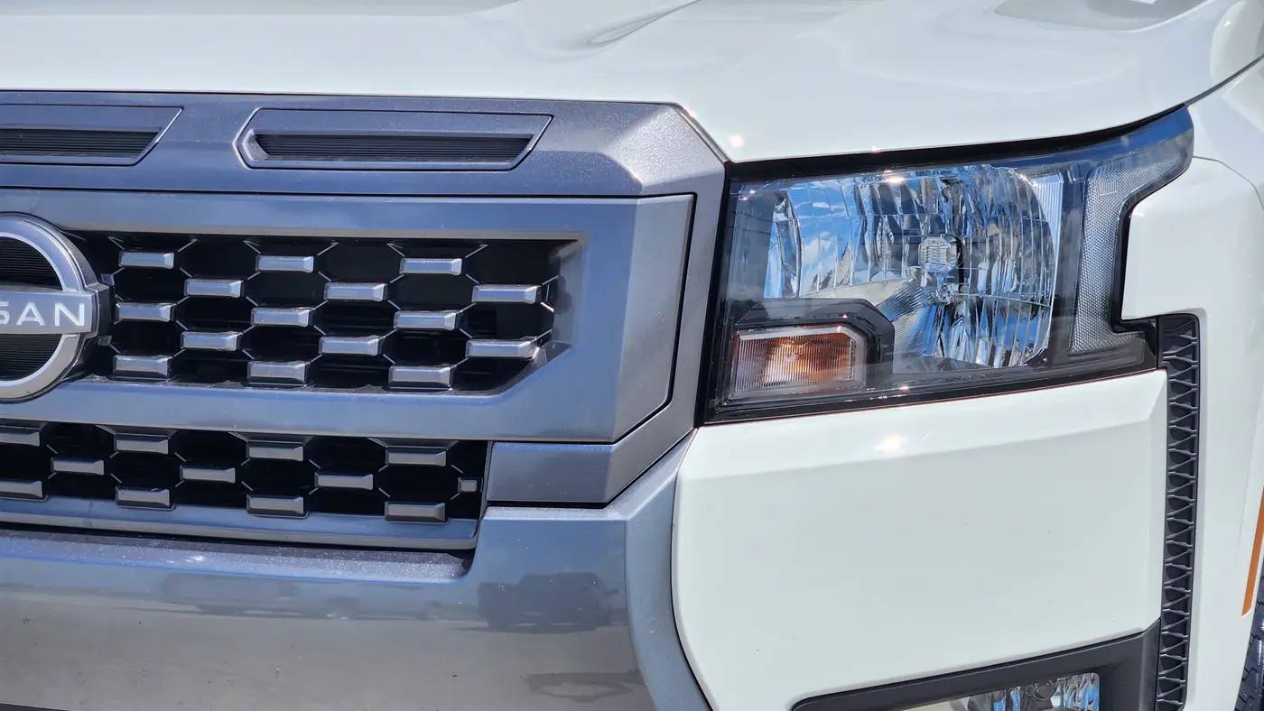 2025 Nissan Frontier S