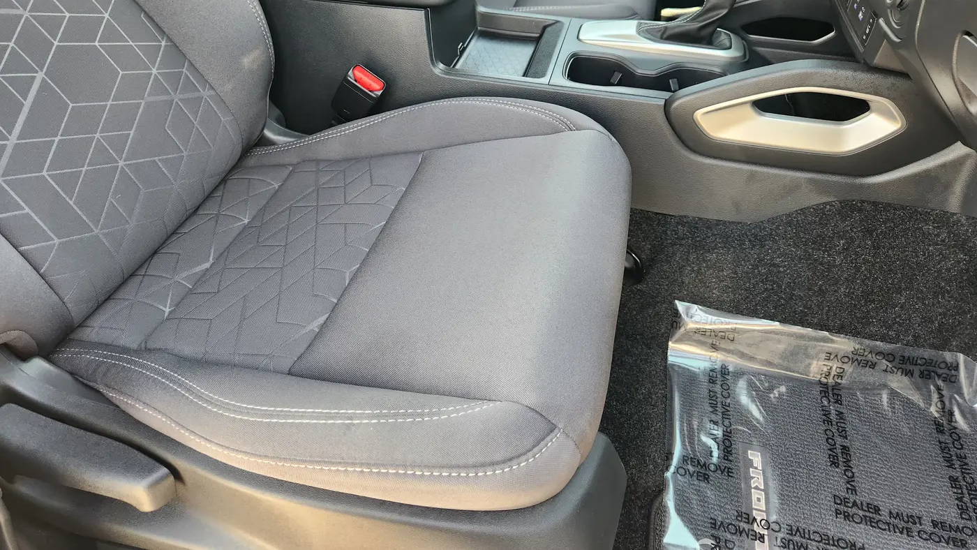 2025 Nissan Frontier S