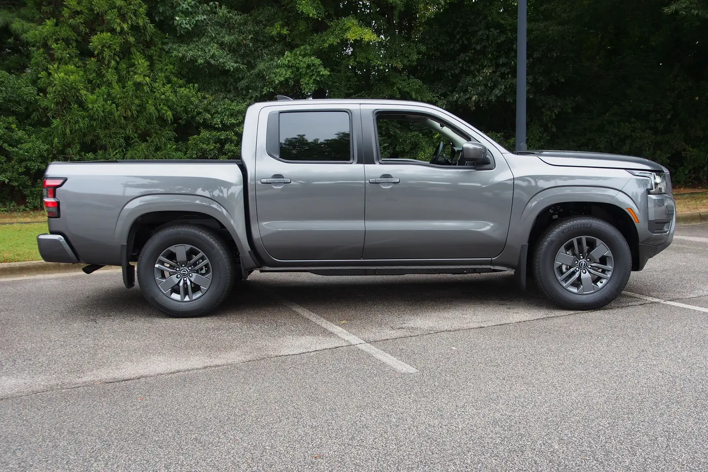 2026 Nissan Frontier - $32,028