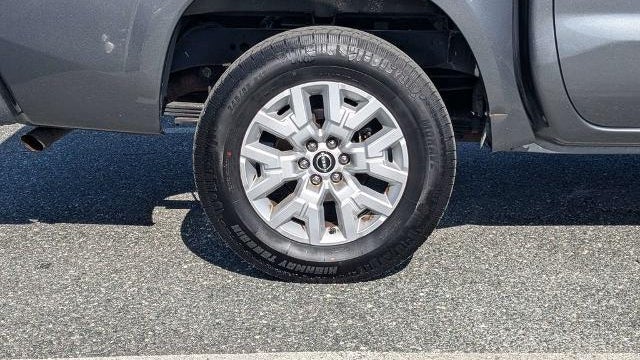 2022 Nissan Frontier S