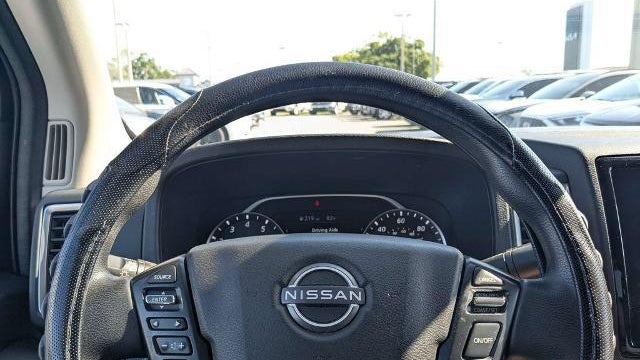 2022 Nissan Frontier S