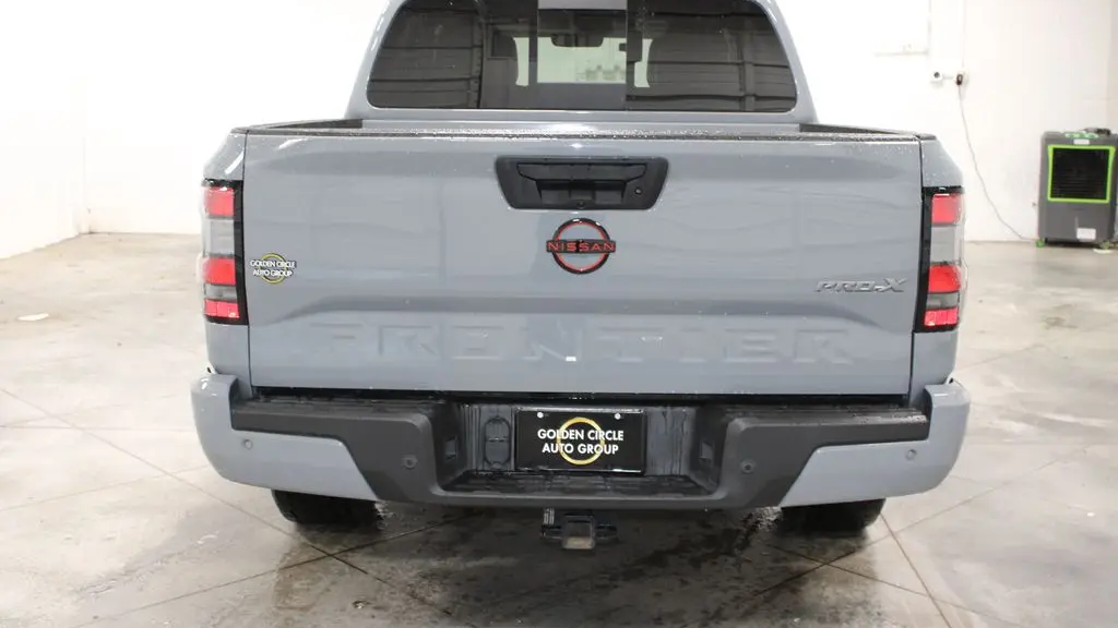 2023 Nissan Frontier S