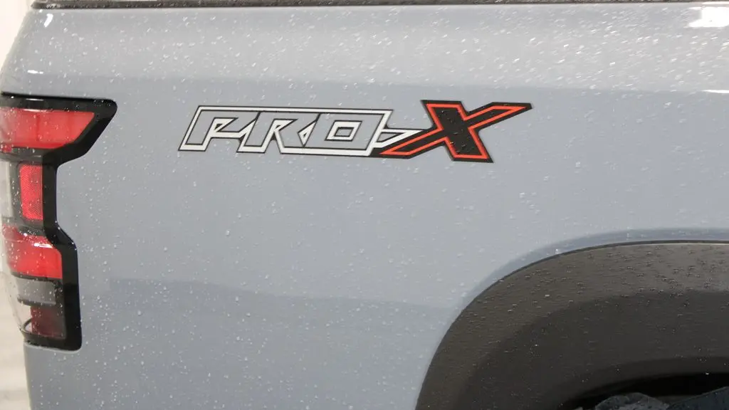 2023 Nissan Frontier S