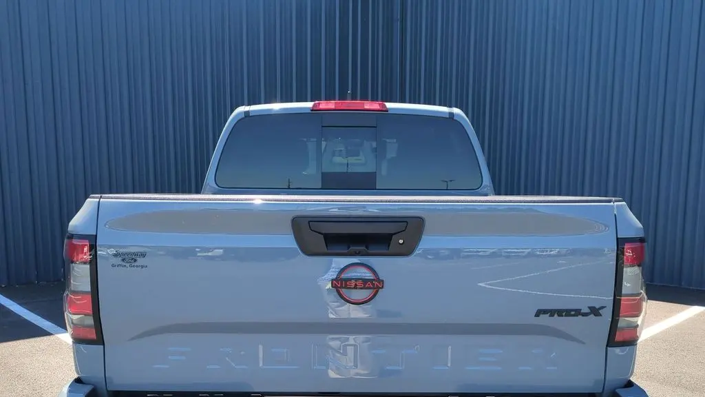 2024 Nissan Frontier S