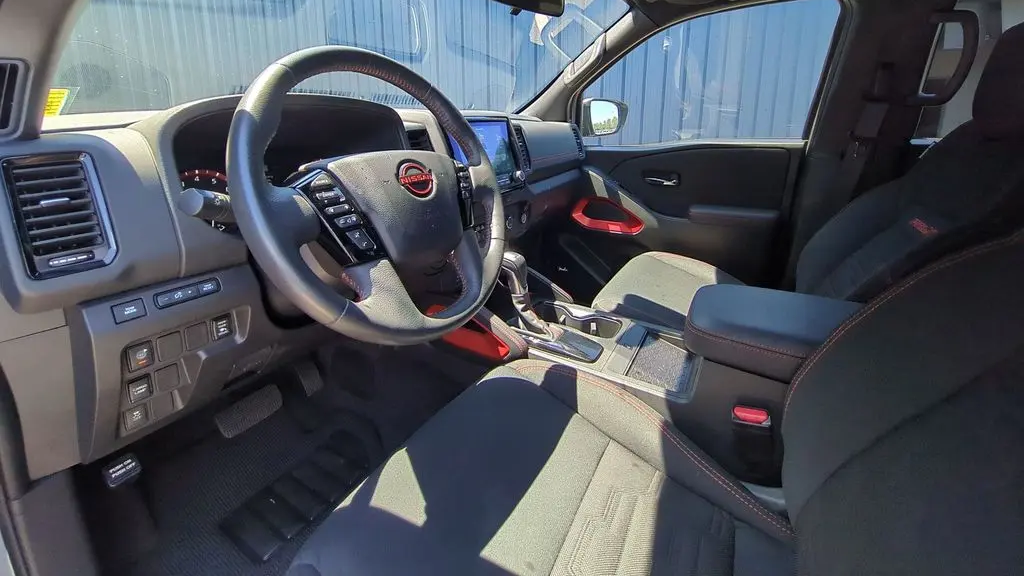 2024 Nissan Frontier S