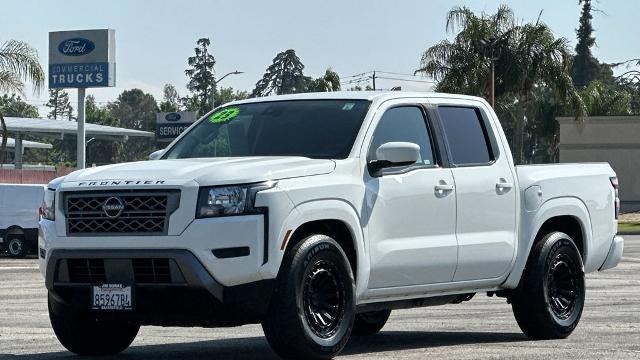 2023 Nissan Frontier S