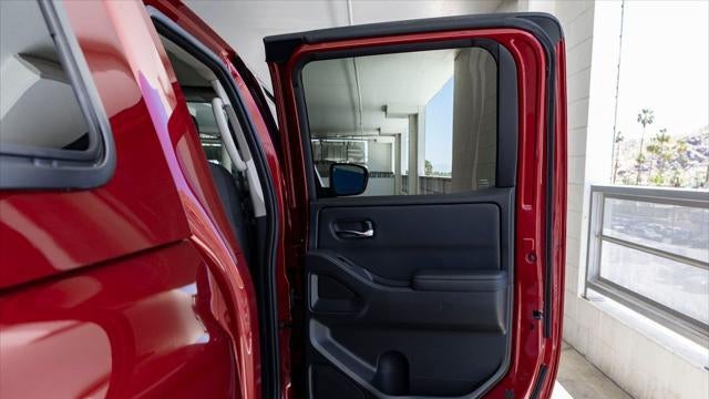 2025 Nissan Frontier S