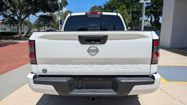 2025 Nissan Frontier PRO-X