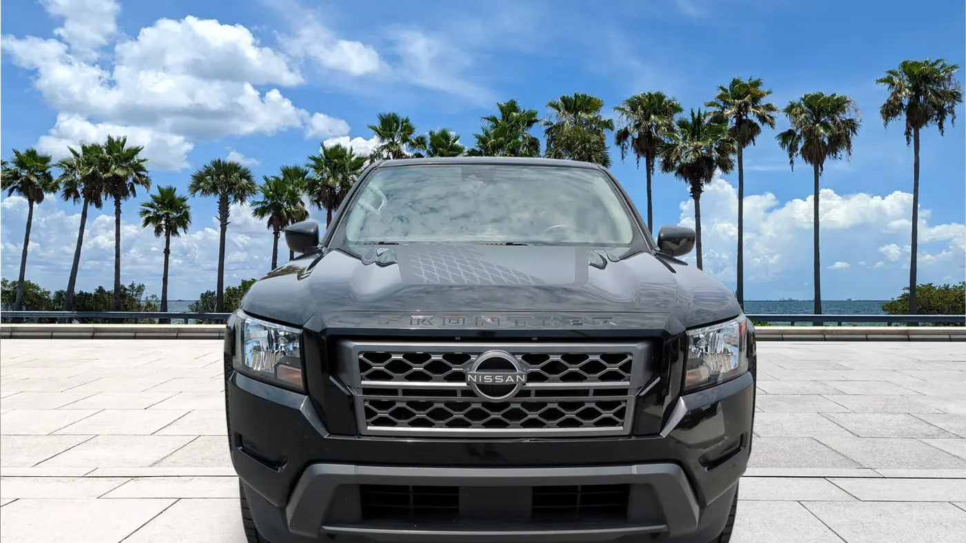 2022 Nissan Frontier S