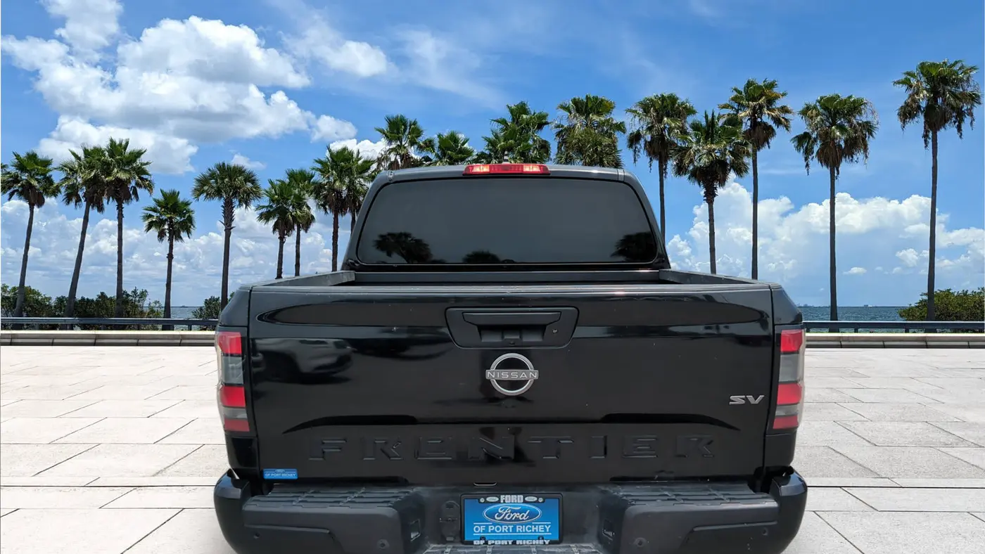2022 Nissan Frontier S