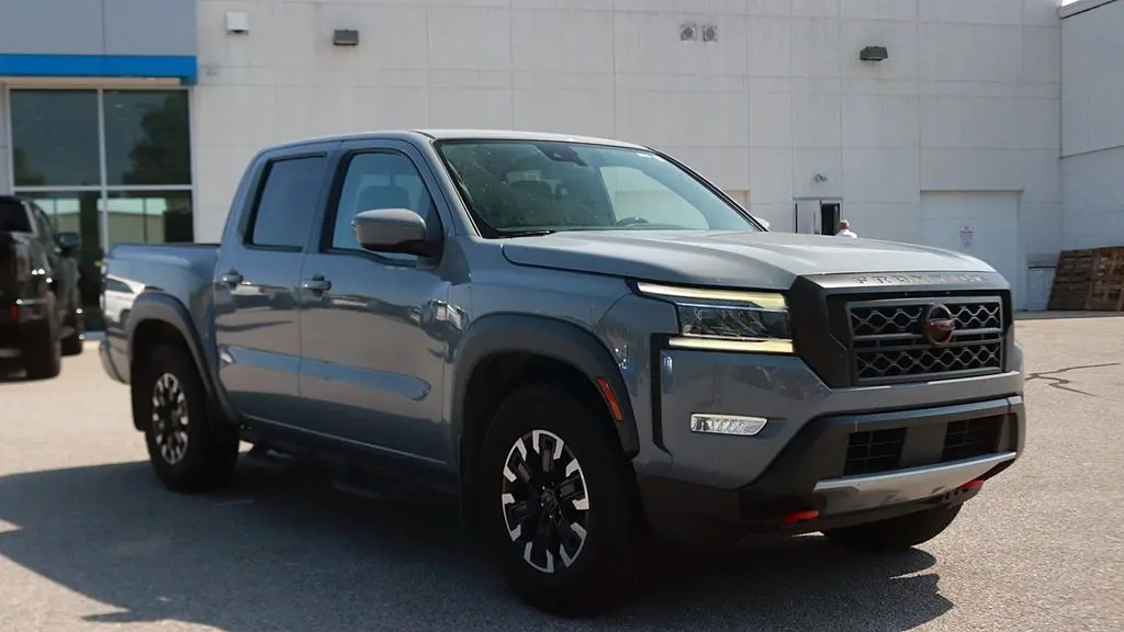 2022 Nissan Frontier S