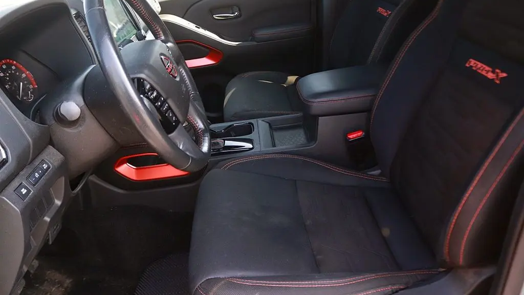 2022 Nissan Frontier S