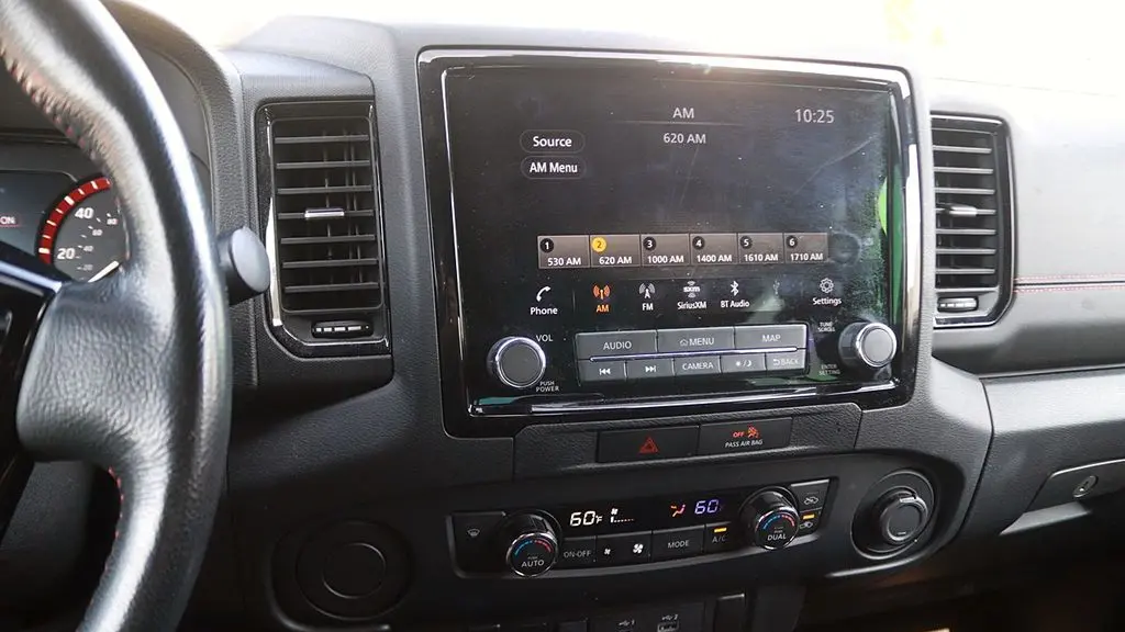 2022 Nissan Frontier S