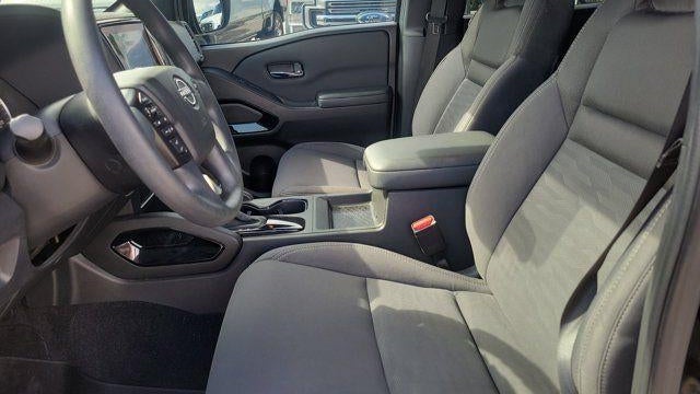 2023 Nissan Frontier S