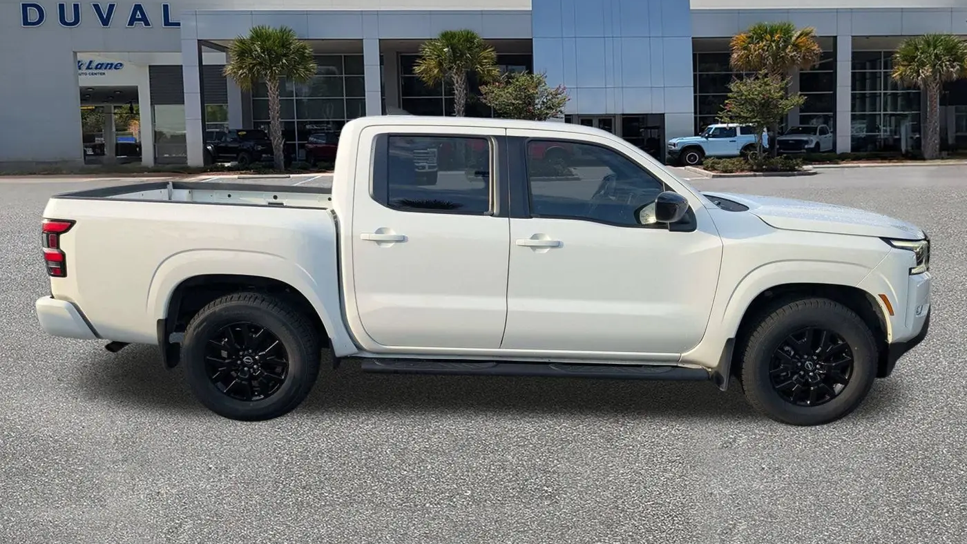 2023 Nissan Frontier S