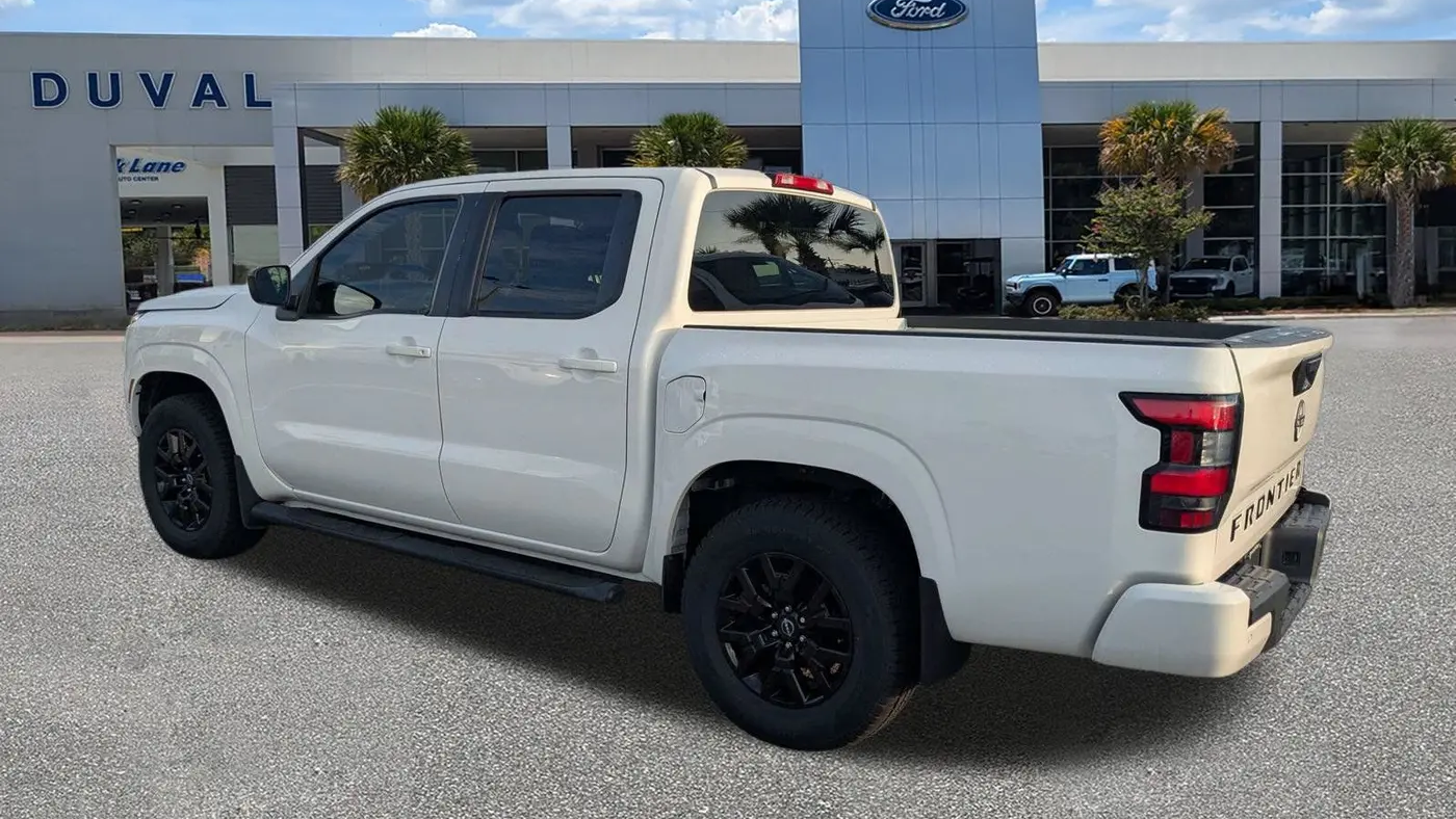 2023 Nissan Frontier S