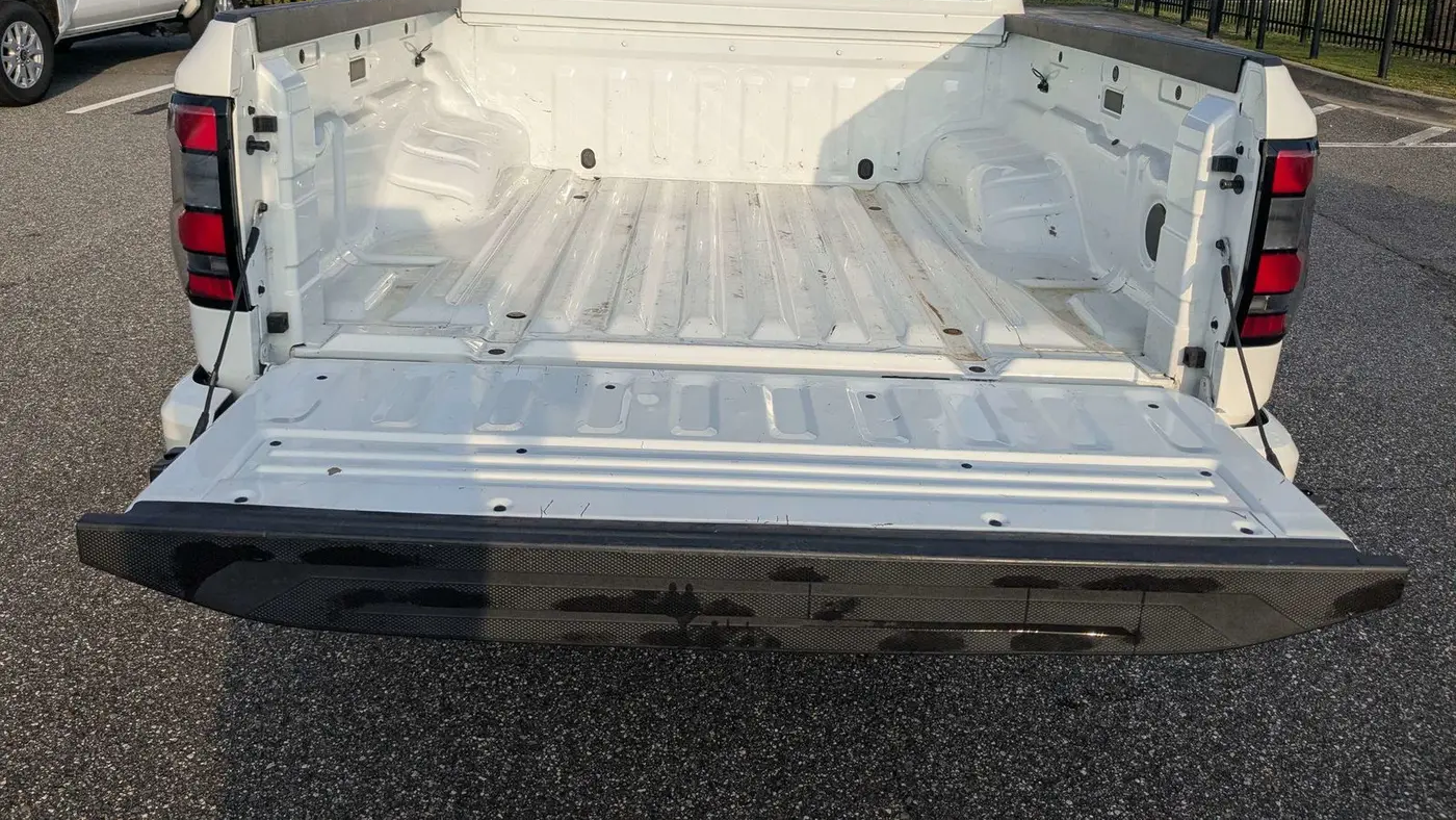 2023 Nissan Frontier S