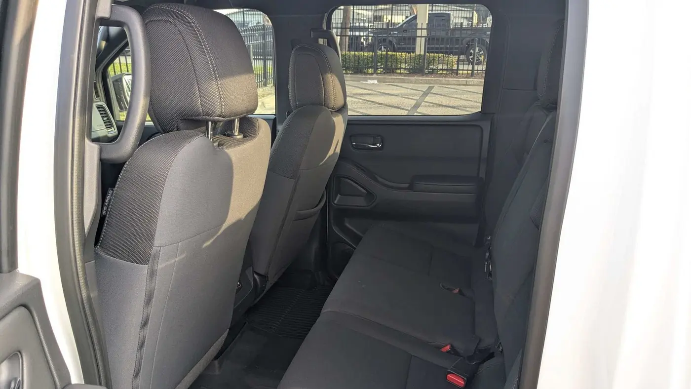 2023 Nissan Frontier S