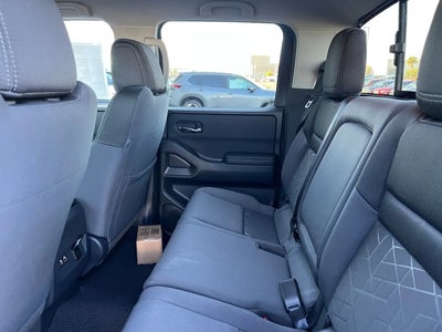 2025 Nissan Frontier 4X2 SV 4DR Crew Cab 5 FT. SB